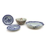 A Chinese blue and white porcelain soup bowl,