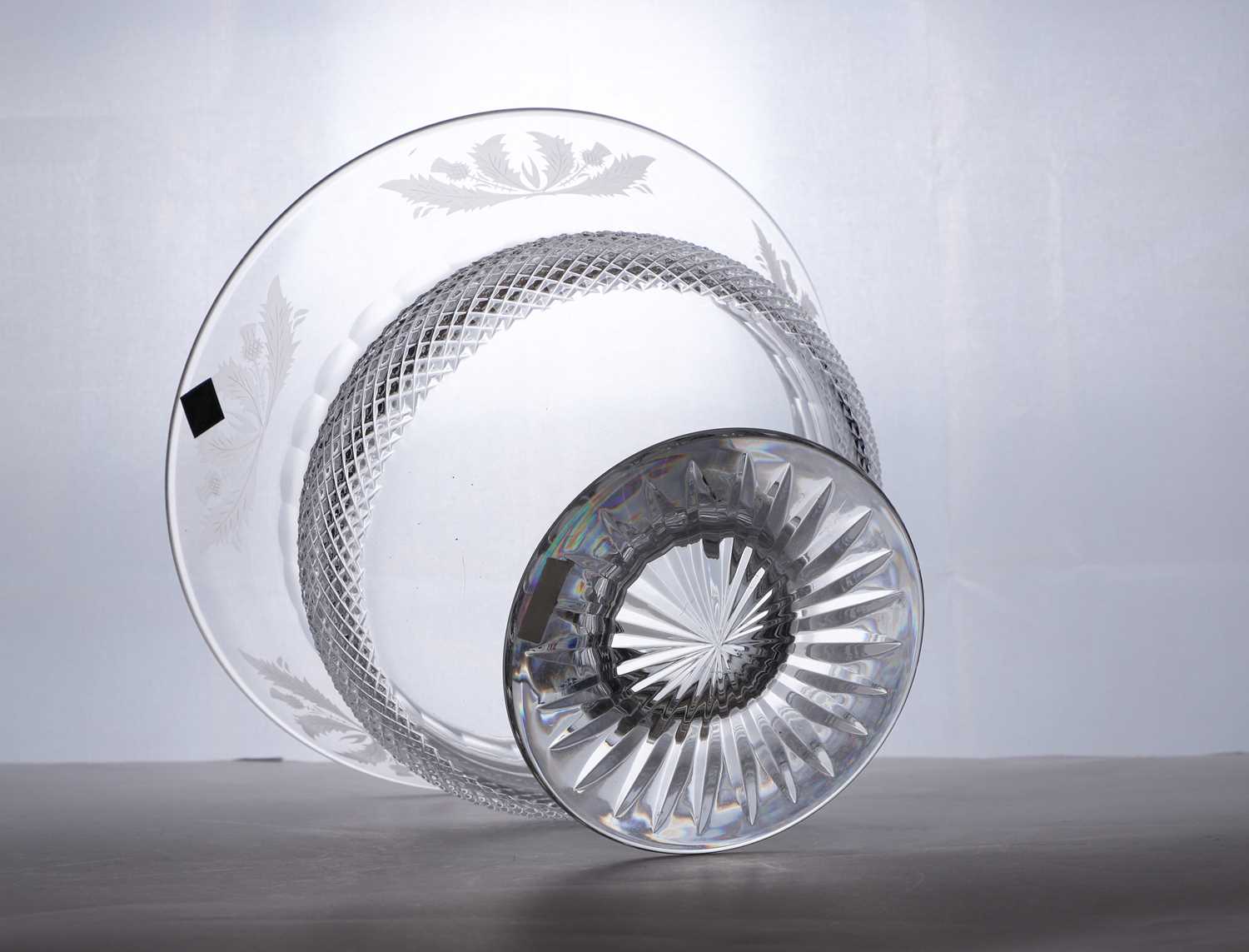 An Edinburgh Crystal glass 'Thistle' bowl - Image 3 of 3
