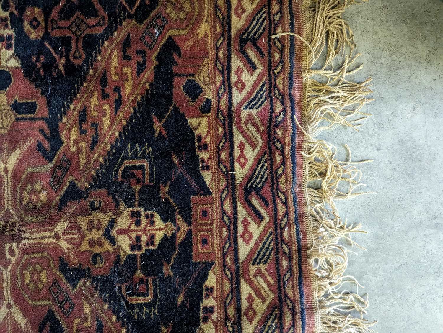 A group of three rugs - Image 3 of 42