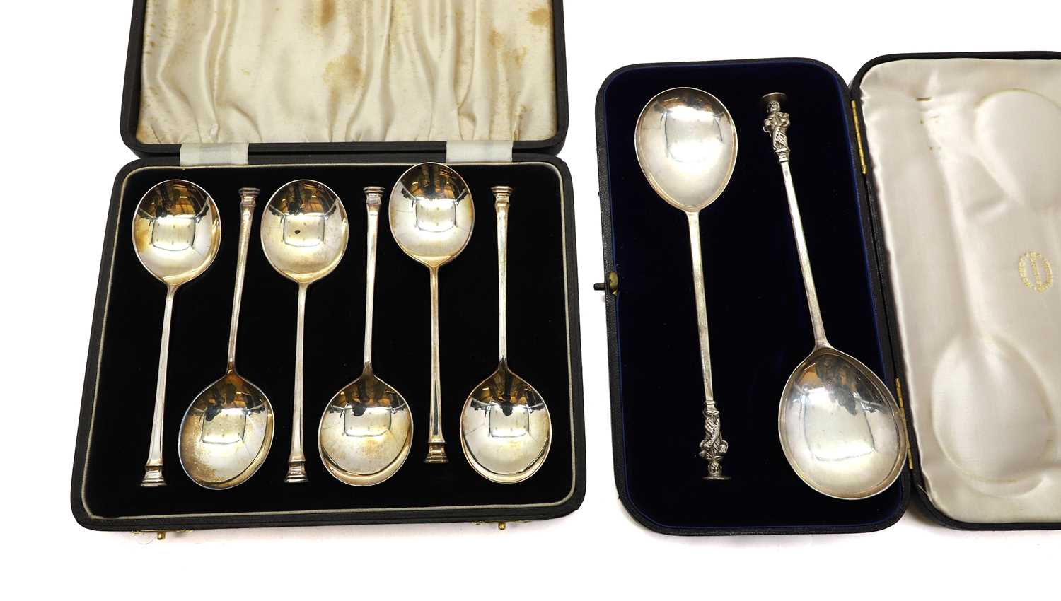 A pair of silver 'Apostle' spoons, - Bild 3 aus 3