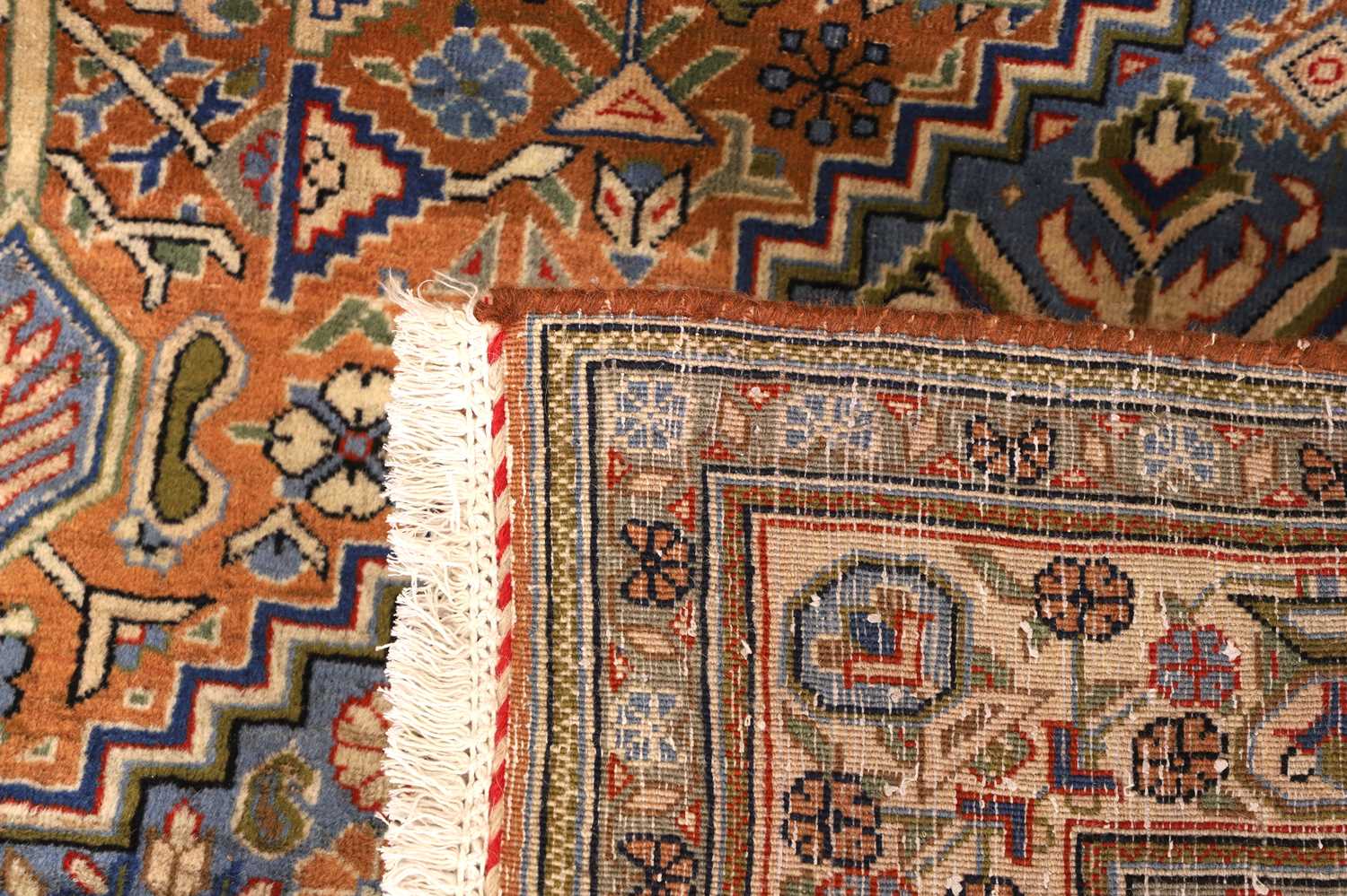 A Tabriz rug - Image 3 of 21