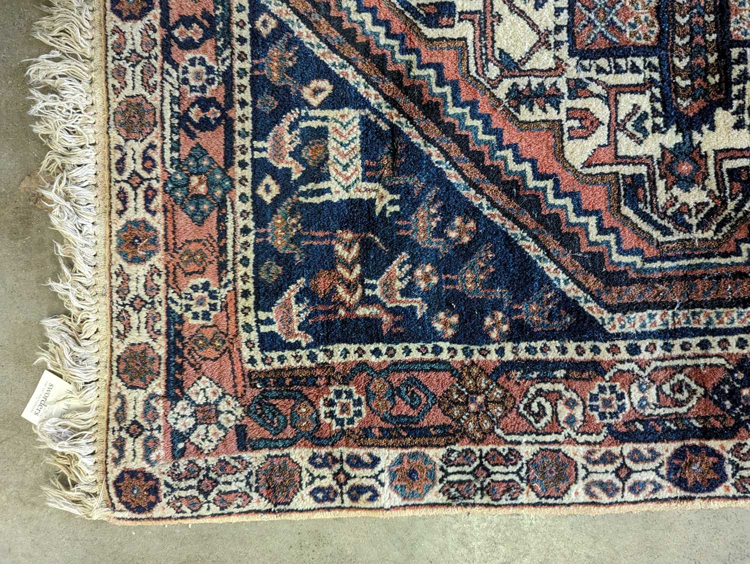 A group of three rugs - Image 29 of 42