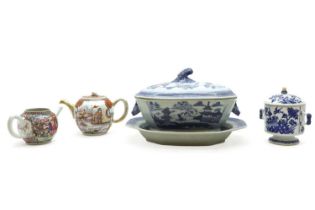 A collection of Chinese export porcelain,
