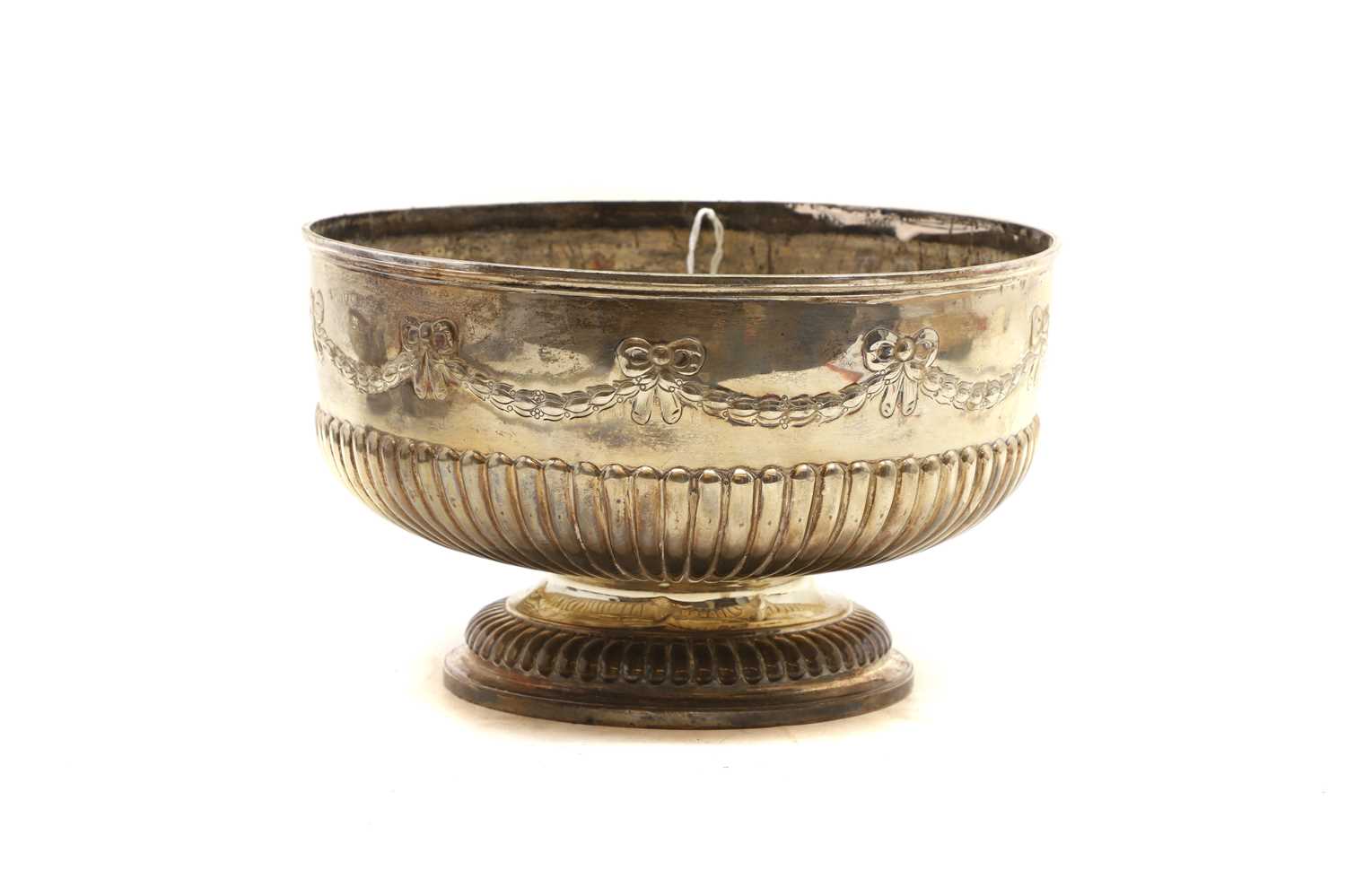A Victorian silver punch bowl - Image 2 of 5