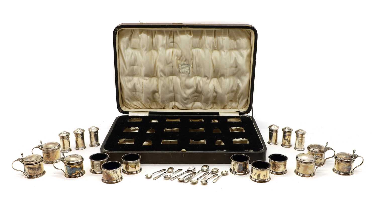 A cased silver cruet set