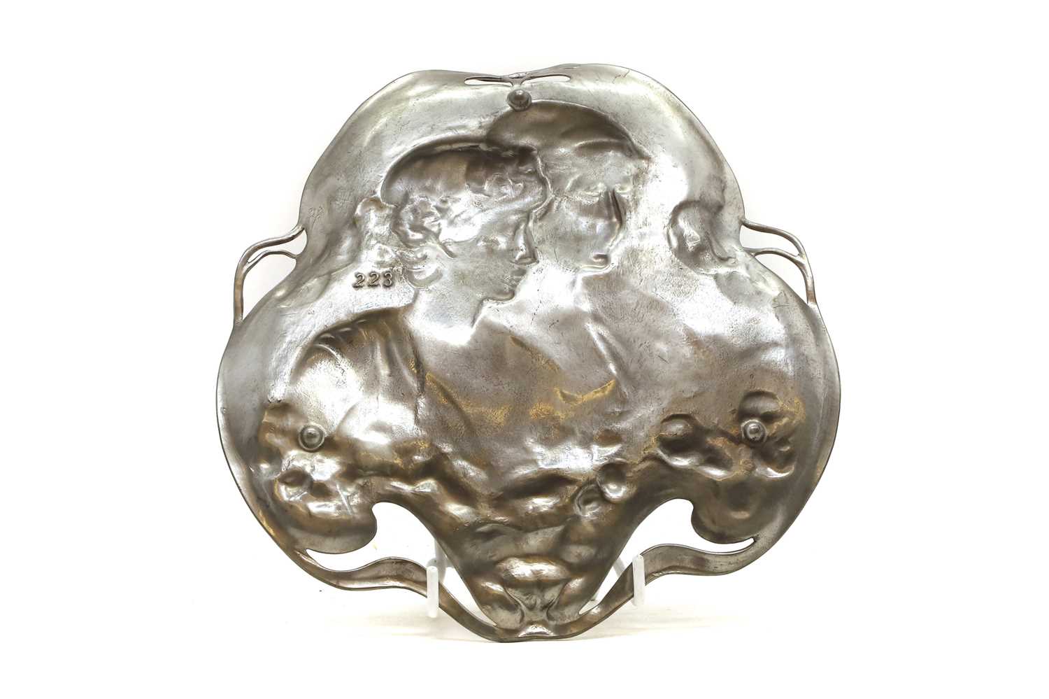 An Art Nouveau WMF silver plated dish, - Bild 2 aus 2