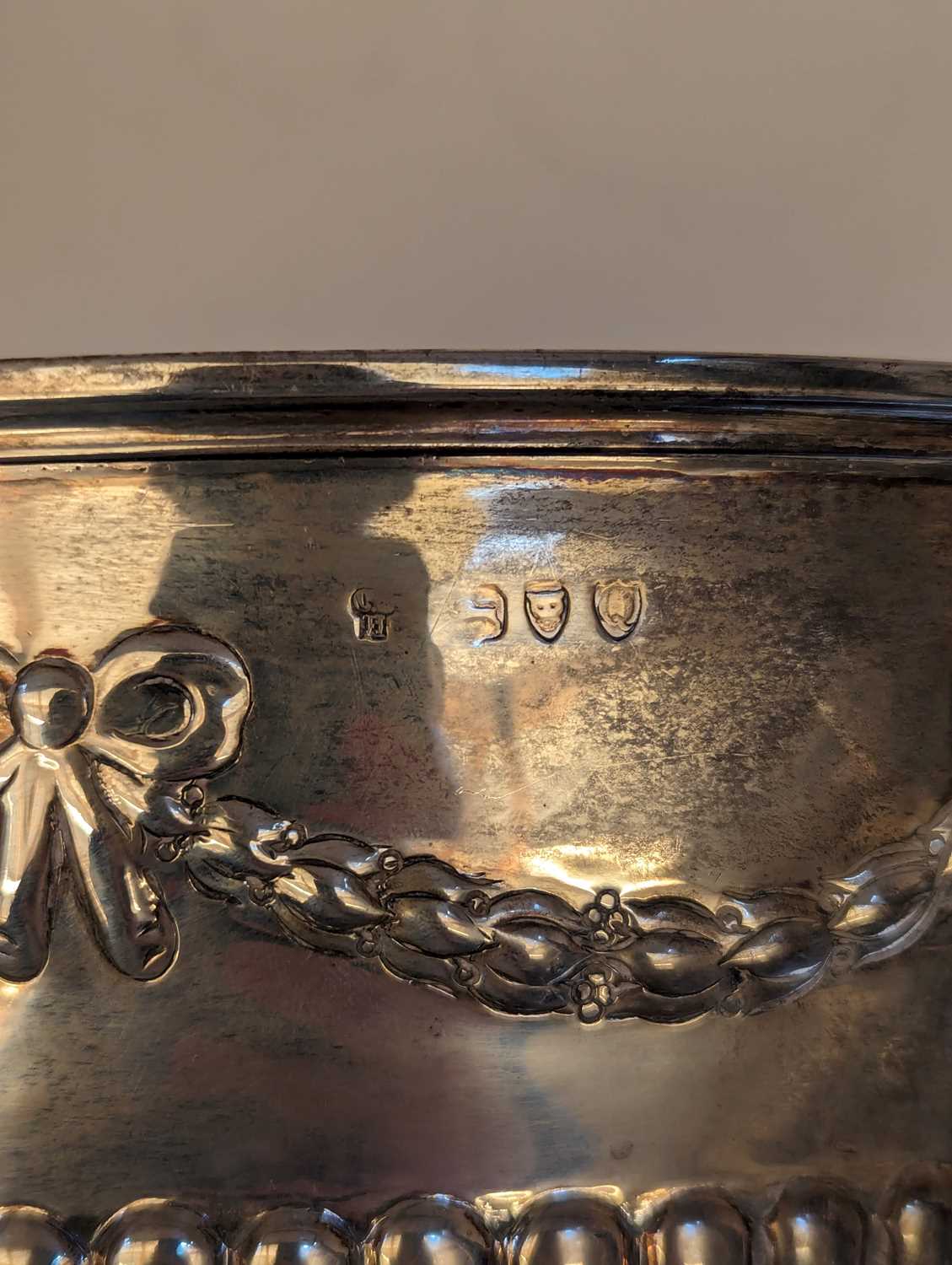 A Victorian silver punch bowl - Image 5 of 5