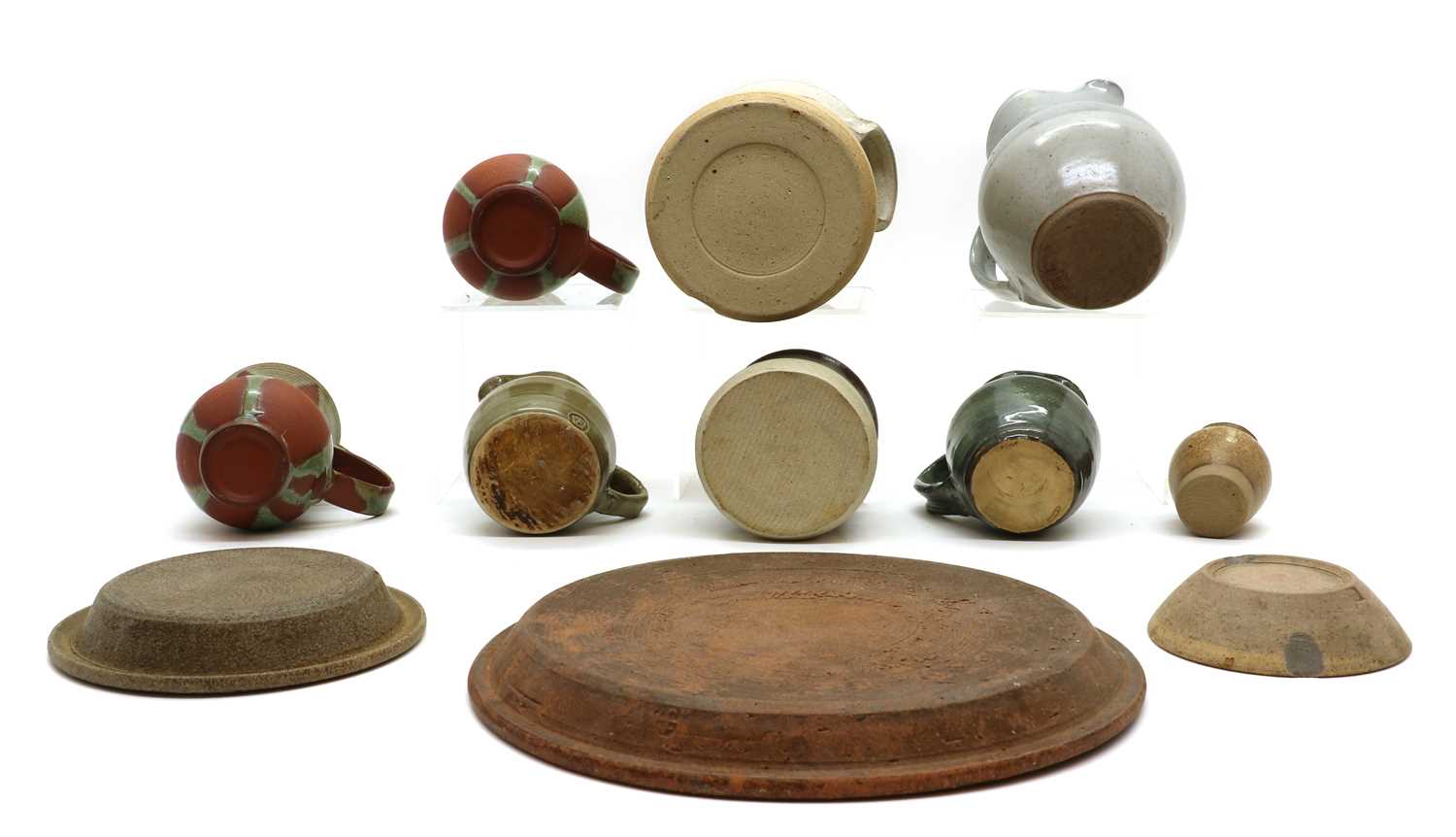 A collection of studio pottery - Bild 3 aus 3