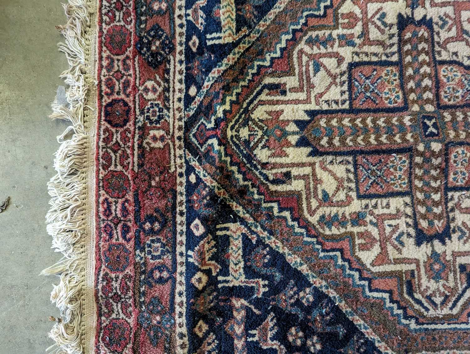 A group of three rugs - Image 11 of 42