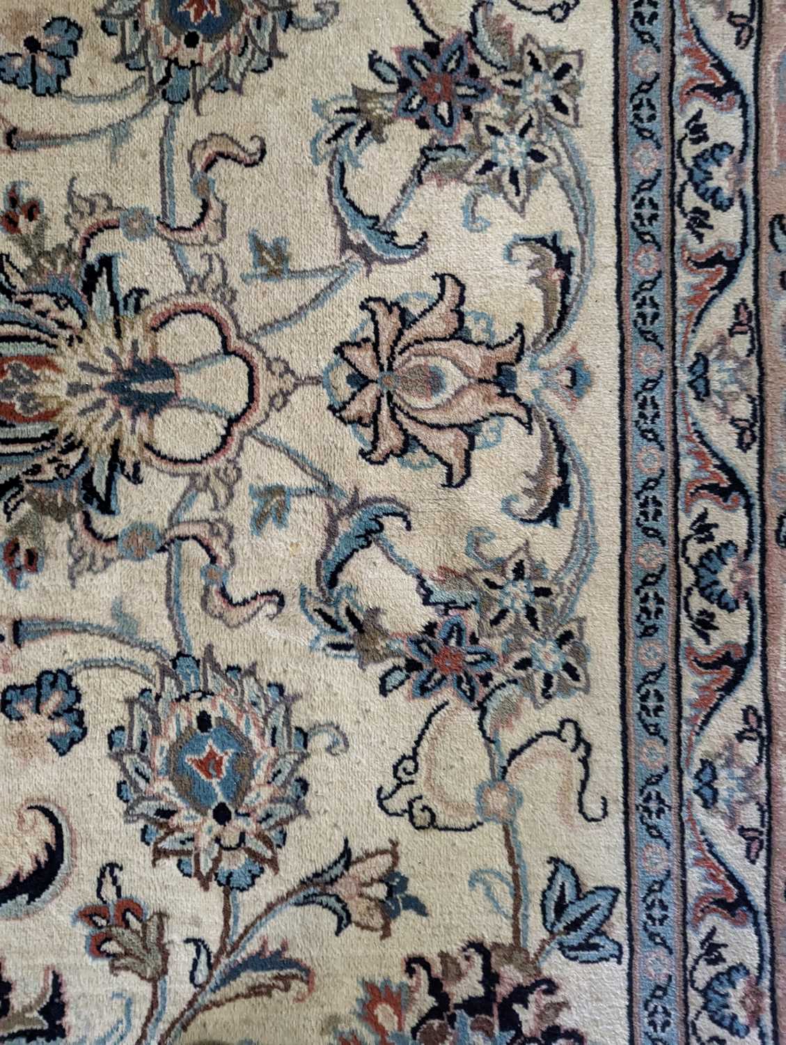 A Kashan carpet - Image 24 of 35