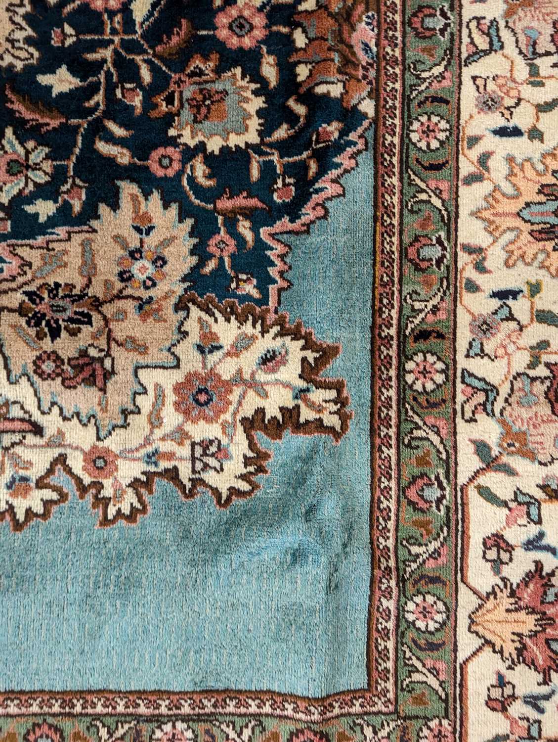 A Tabriz carpet - Image 10 of 25