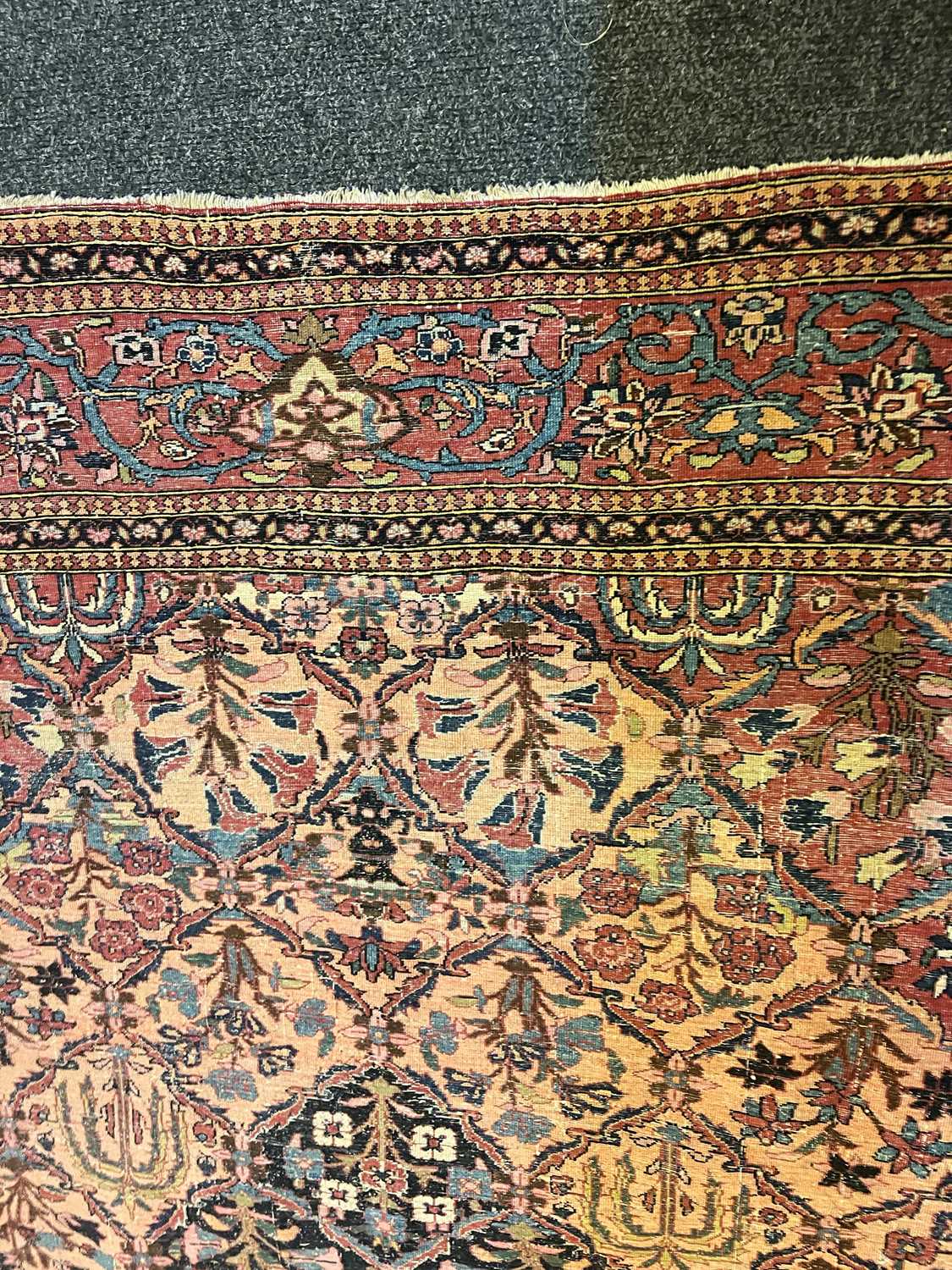 A Kashan wool rug - Image 21 of 59