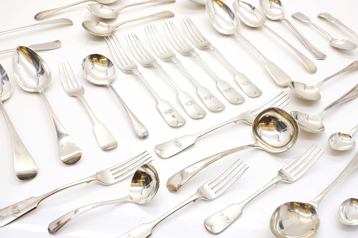 A collection of silver flatware - Bild 3 aus 5