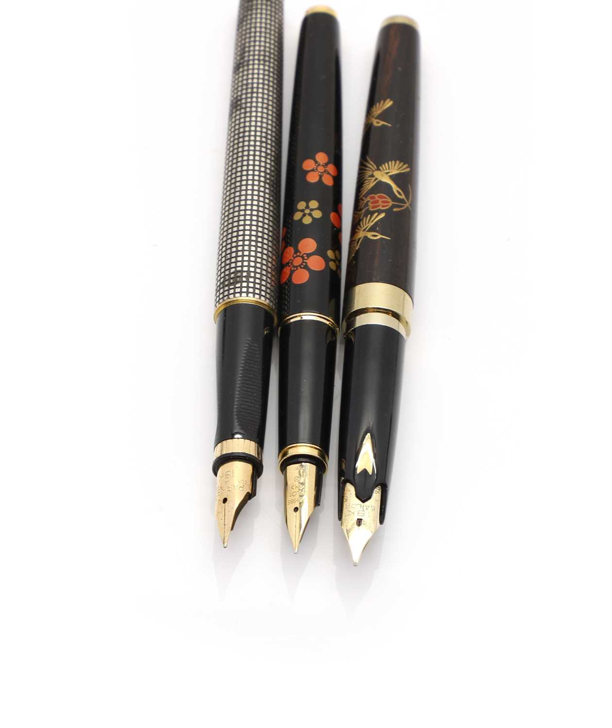 A group of three fountain pens - Bild 2 aus 10