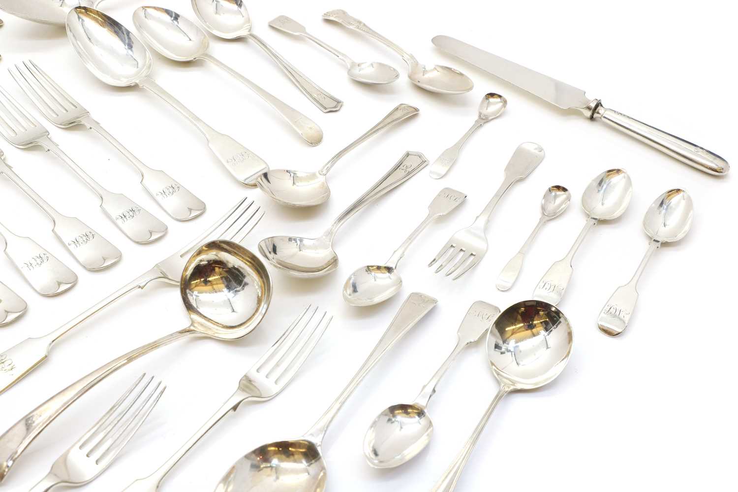 A collection of silver flatware - Bild 5 aus 5