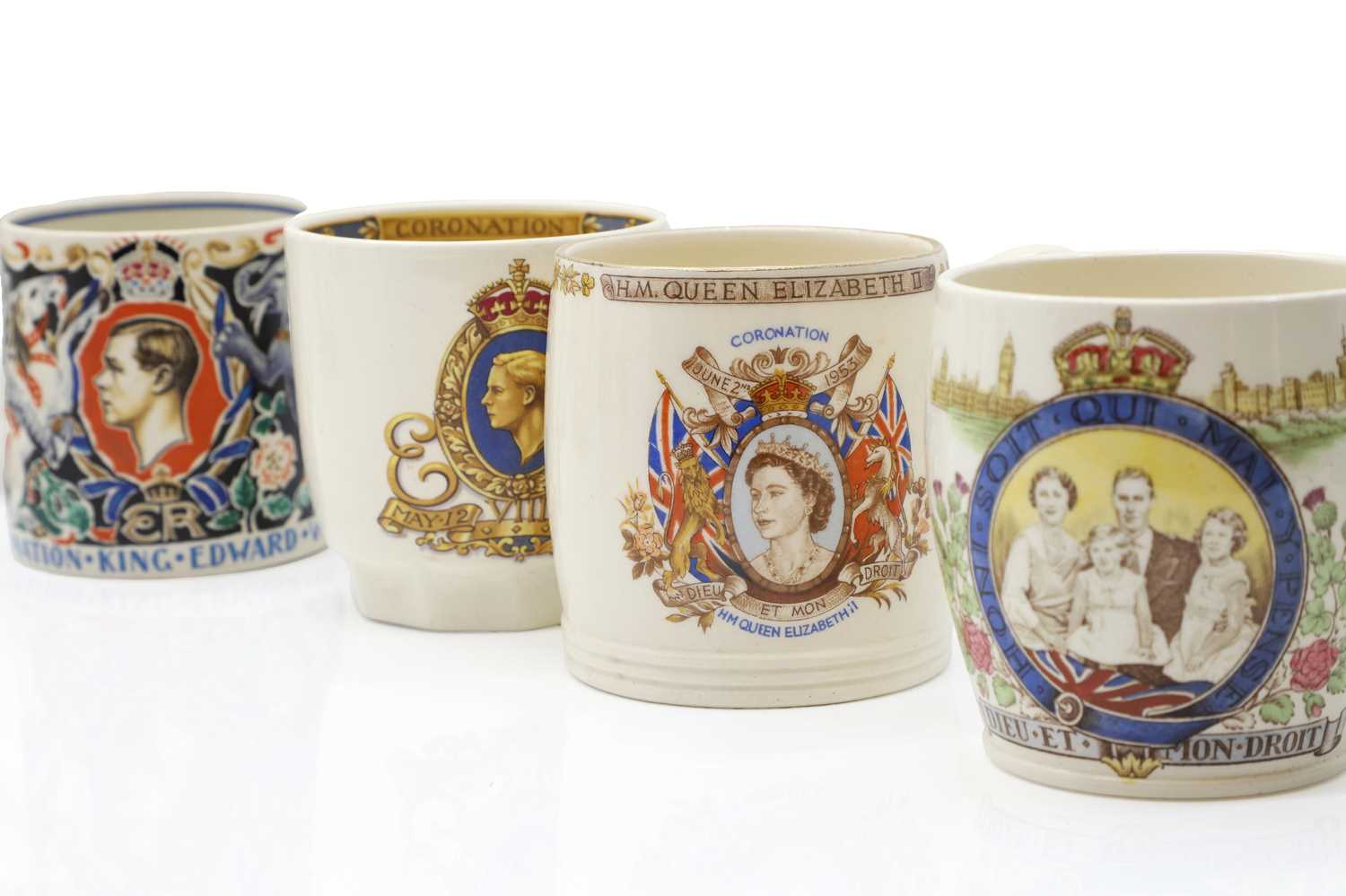 A collection of commemorative porcelain - Bild 3 aus 11