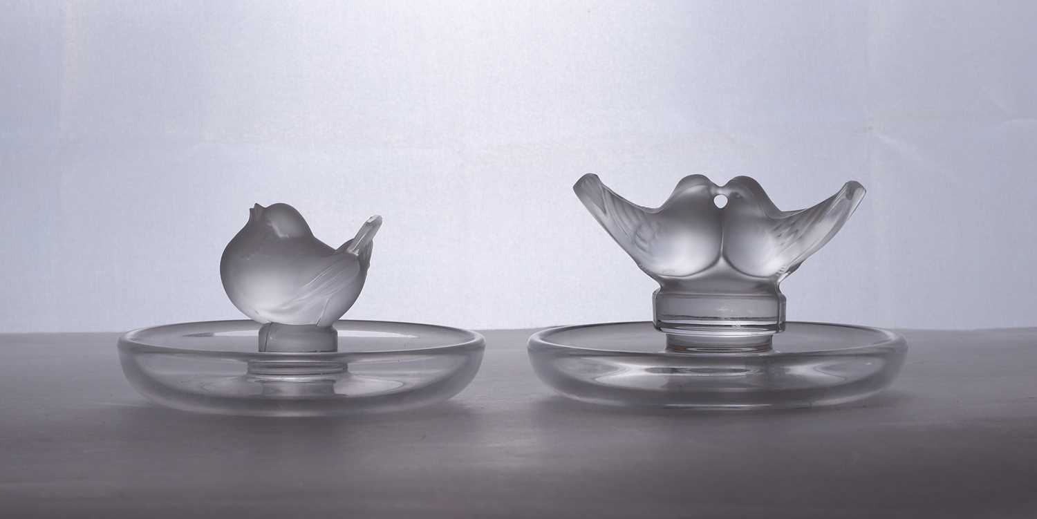 A Lalique glass 'deux colombes' cendrier - Image 2 of 14