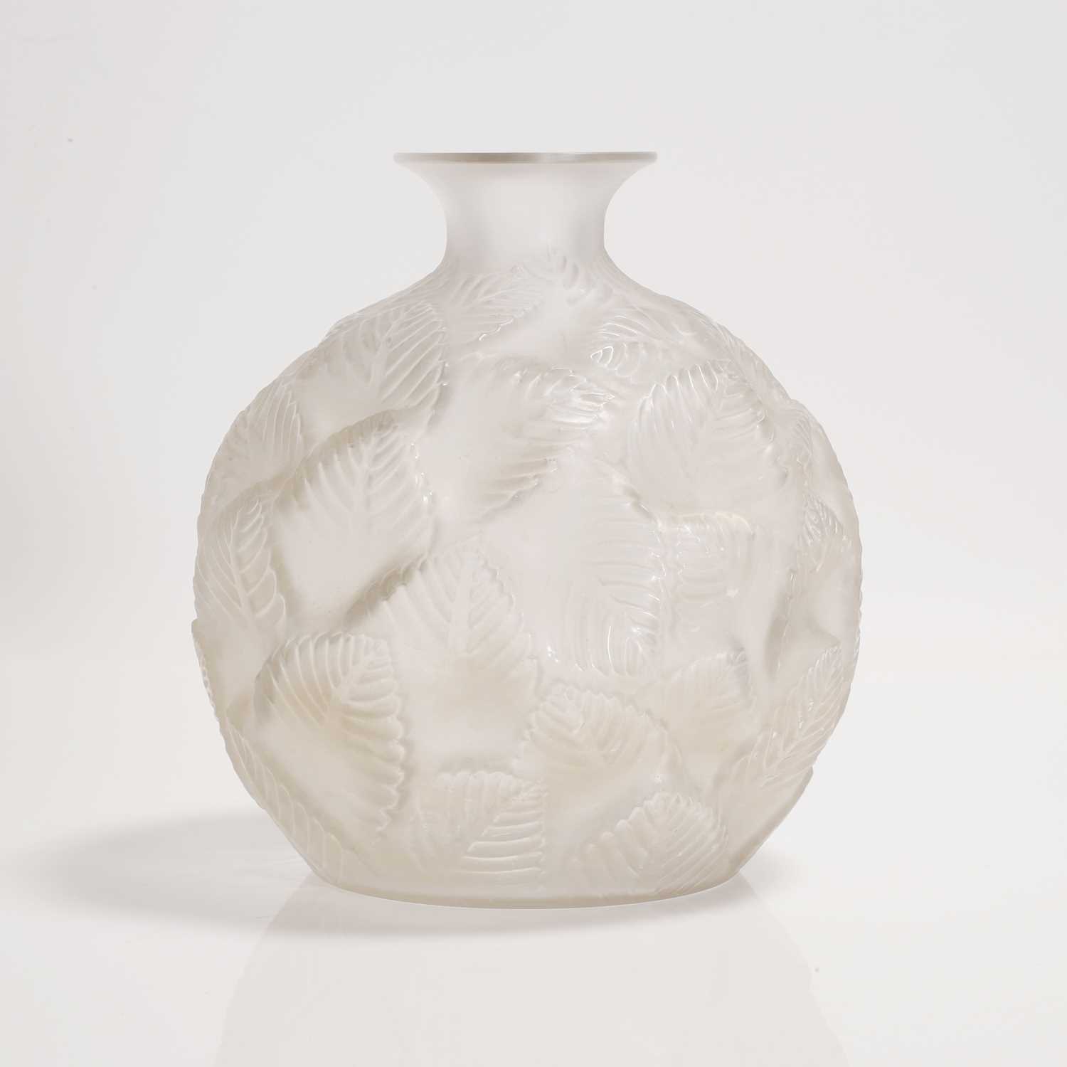 René Lalique (French, 1860-1945), - Image 2 of 7