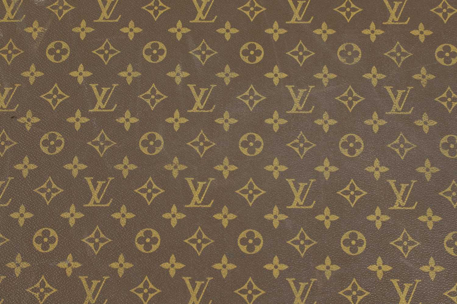 A Louis Vuitton monogrammed canvas 'Alzer 80' suitcase, - Image 13 of 32