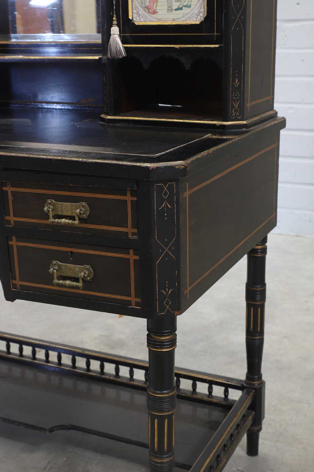 An Aesthetic Movement ebonised dressing table, - Bild 6 aus 8