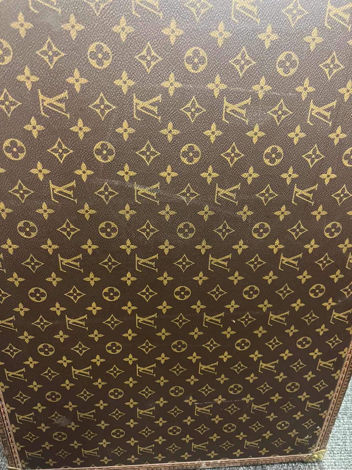 A Louis Vuitton monogrammed canvas 'Alzer 75' suitcase, - Image 21 of 33