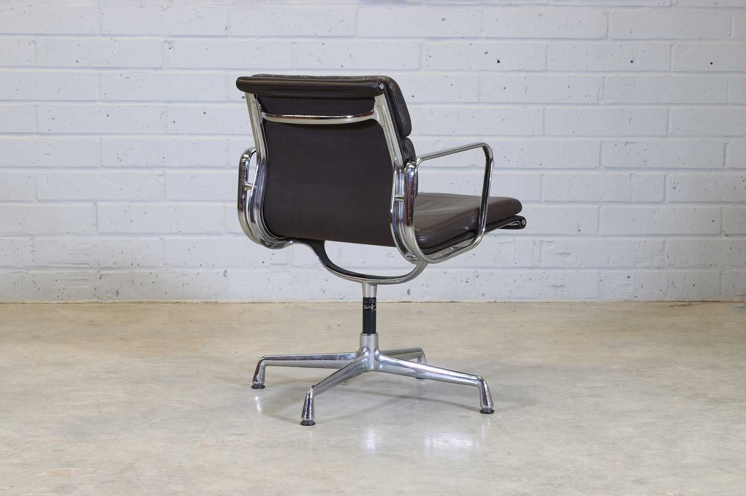 A Vitra 'EA208 Soft Pad' desk chair, - Image 3 of 10