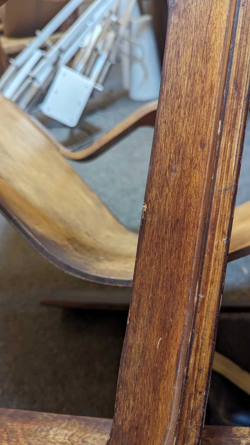 A bentwood 'Long Chair' recliner, - Bild 9 aus 19