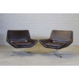 A pair of 'Metropolitan ME84' lounge chairs,