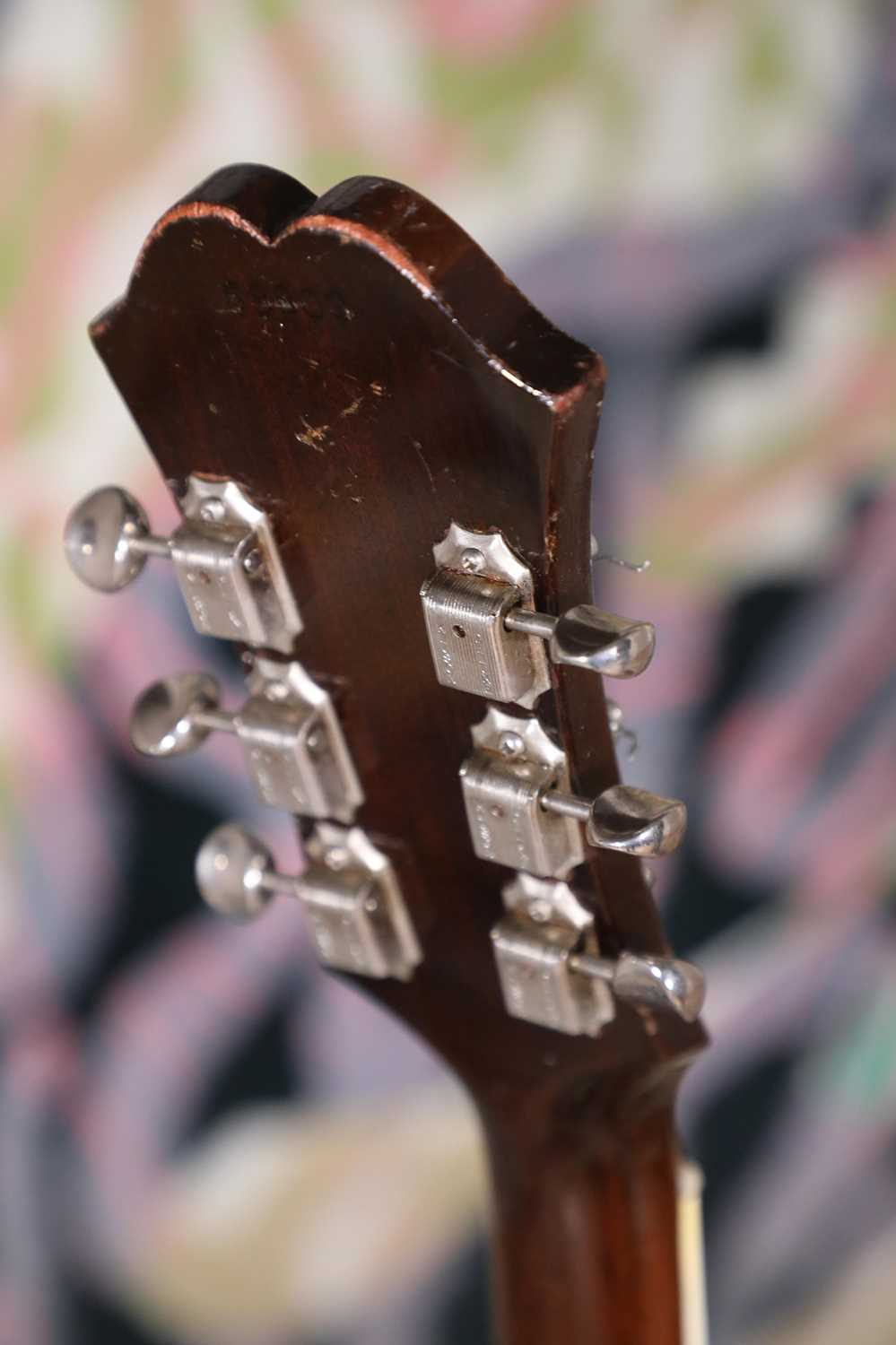 § A 1964 Epiphone Casino semi-acoustic electric guitar, - Image 7 of 12