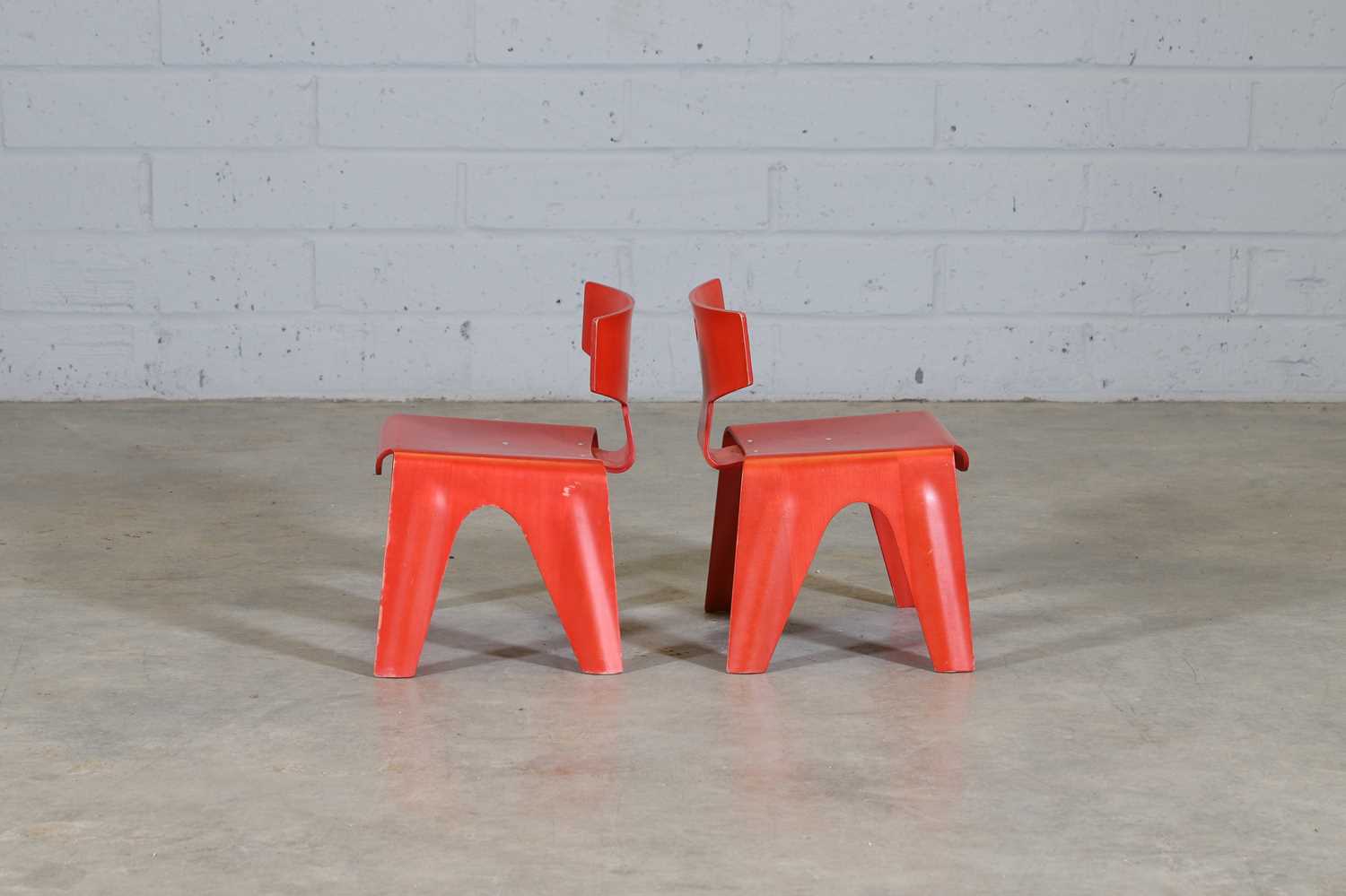 A pair of children's chairs, - Image 4 of 5