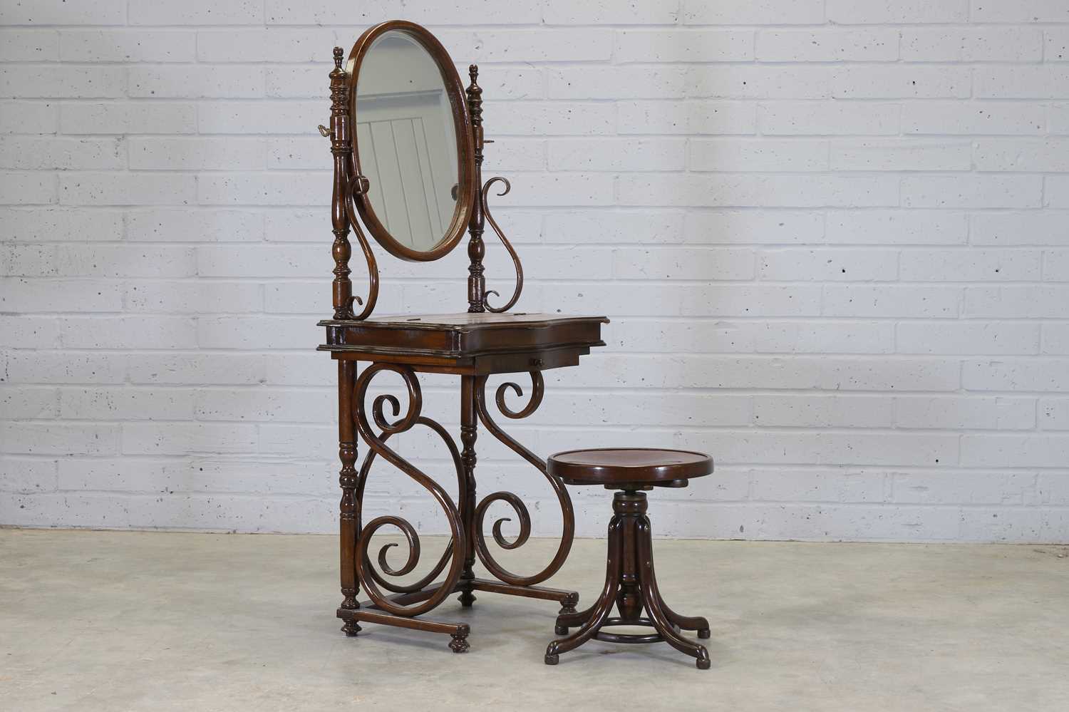 A bentwood dressing table,