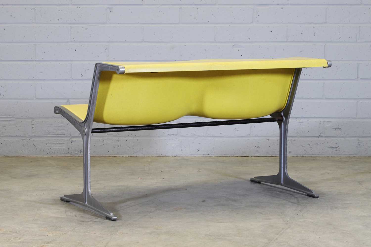 A German 'Model 1200' fibreglass and aluminium bench, - Image 3 of 6