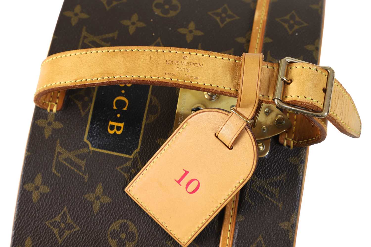 A Louis Vuitton monogrammed canvas boîte à chapeau ronde small hatbox, - Image 7 of 16