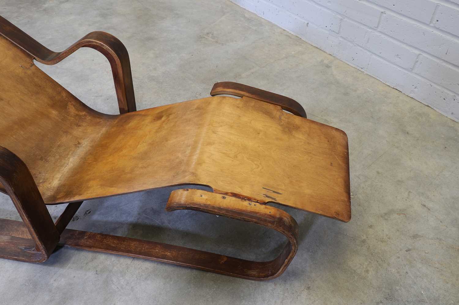A bentwood 'Long Chair' recliner, - Bild 5 aus 19