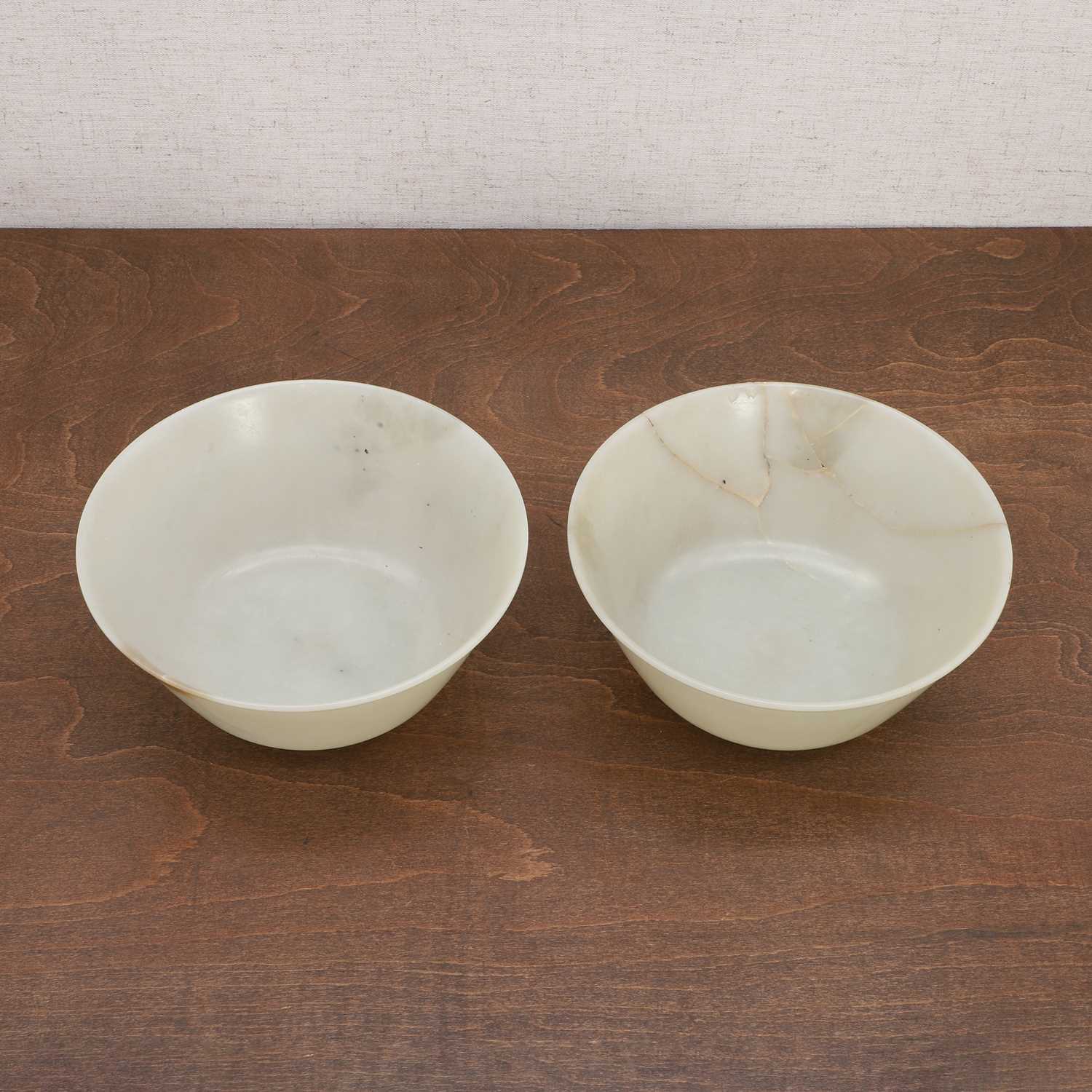 A pair of Chinese jade bowls, - Image 10 of 10