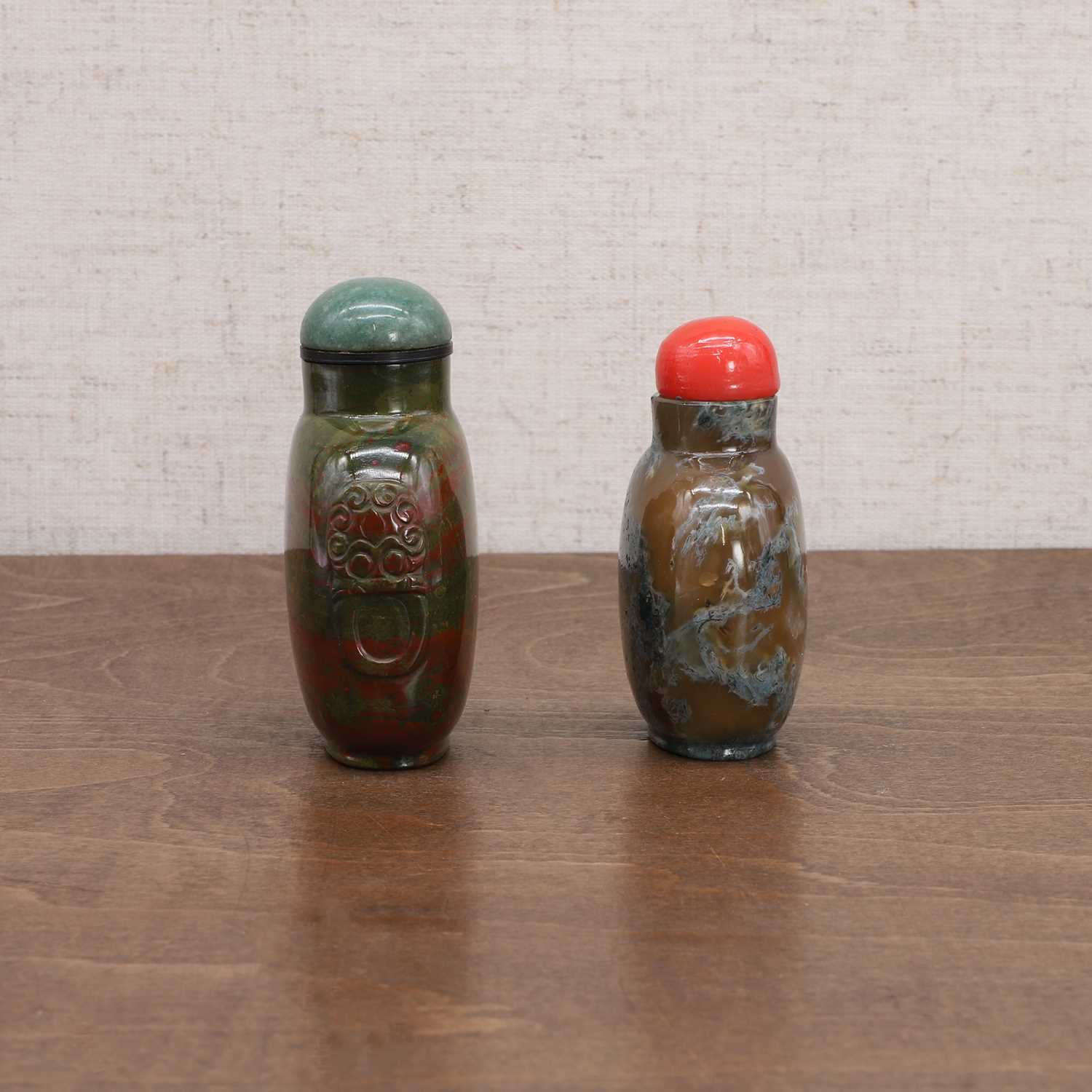 Two Chinese jasper snuff bottles, - Image 4 of 7