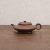 A Chinese Yixing zisha teapot,