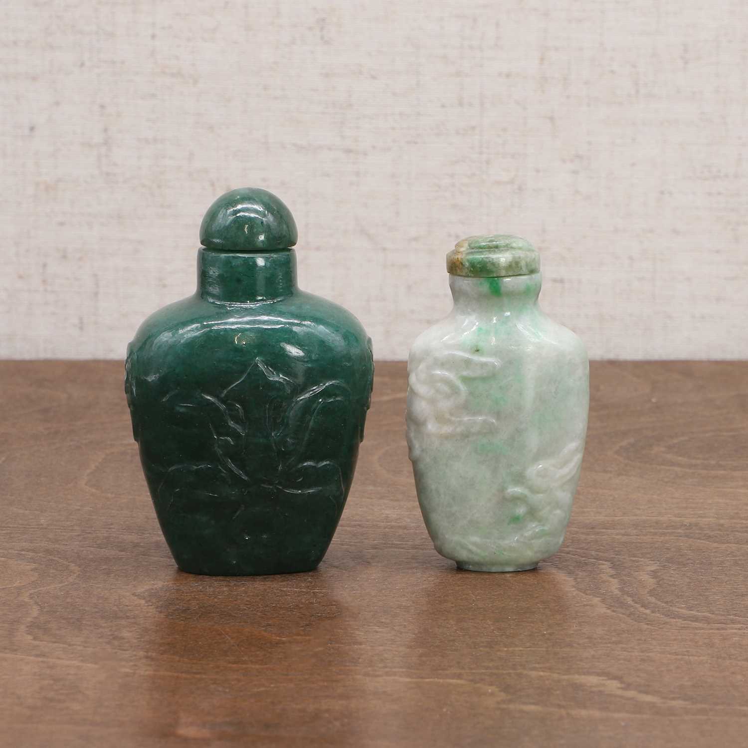 Two Chinese snuff bottles, - Image 3 of 6