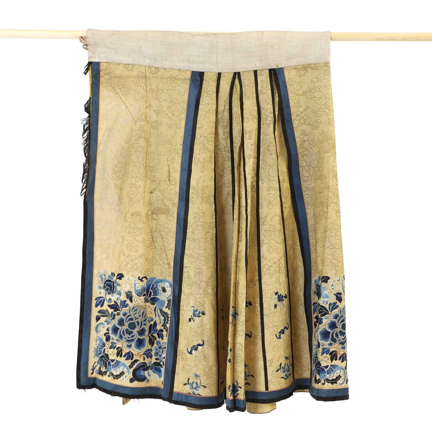 A Chinese embroidered skirt,