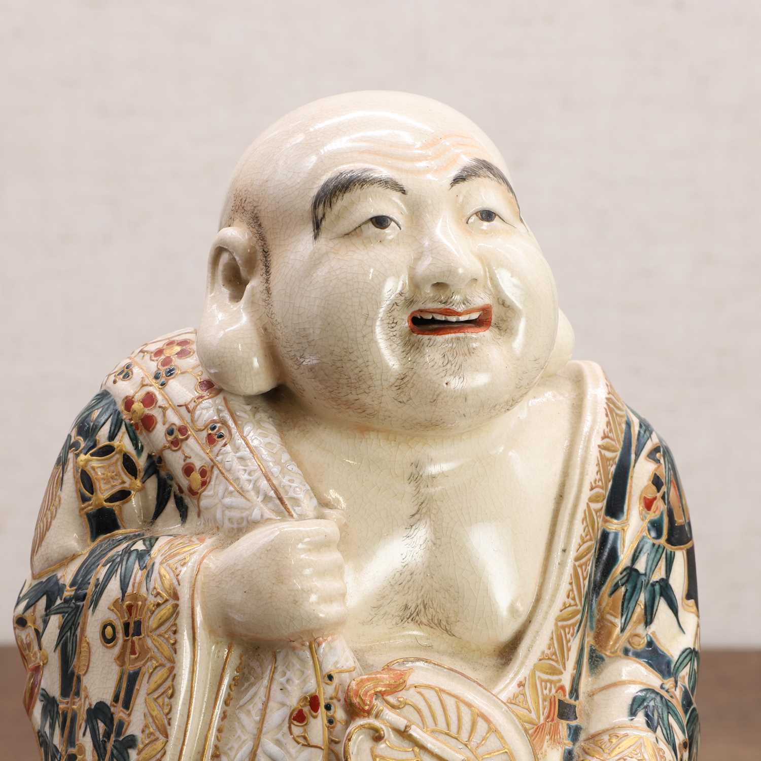 A Japanese Satsuma ware figure, - Image 7 of 7