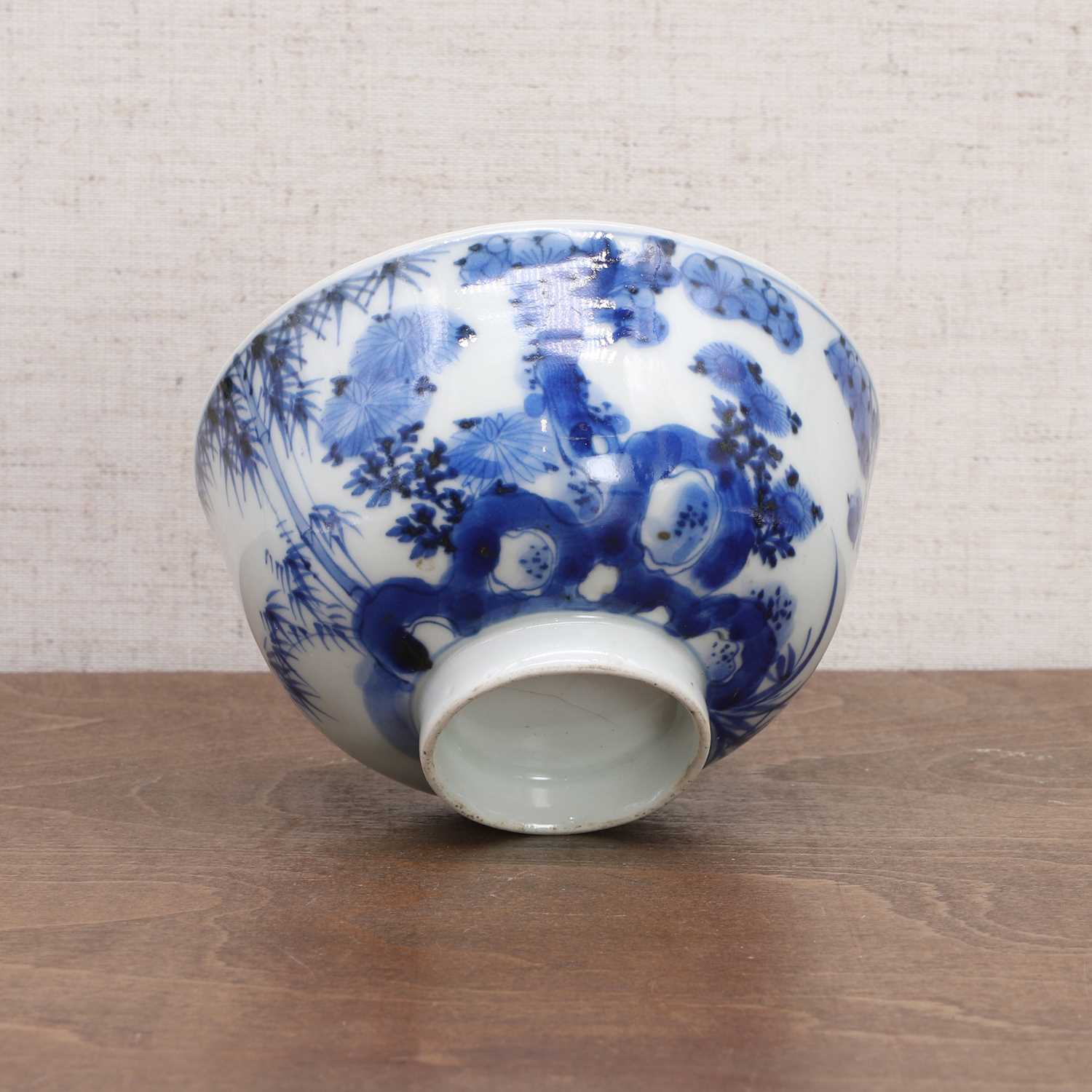 A Chinese export blue and white bowl, - Bild 6 aus 7