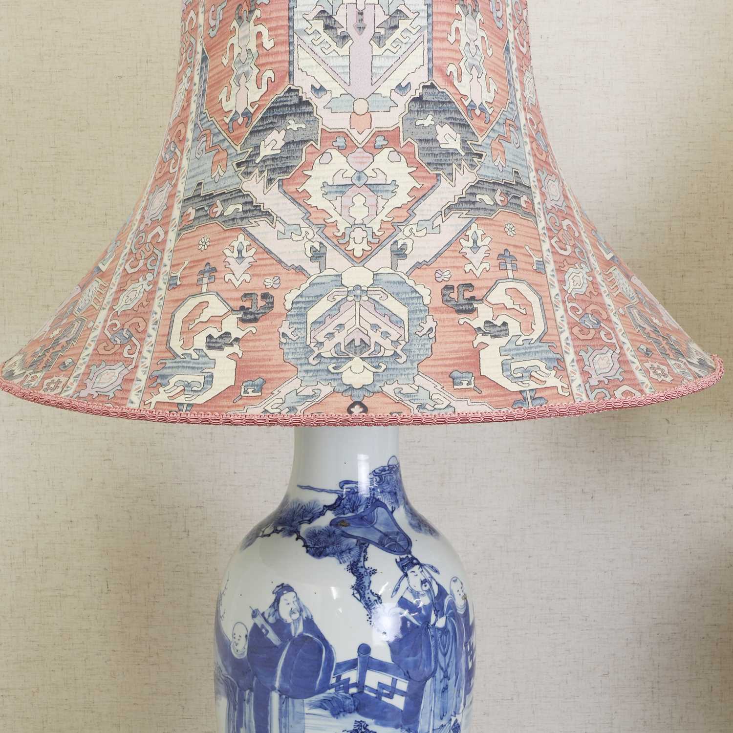 A Chinese blue and white vase, - Image 10 of 10