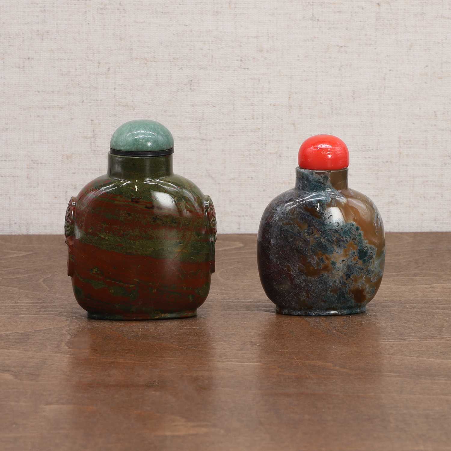 Two Chinese jasper snuff bottles, - Image 3 of 7