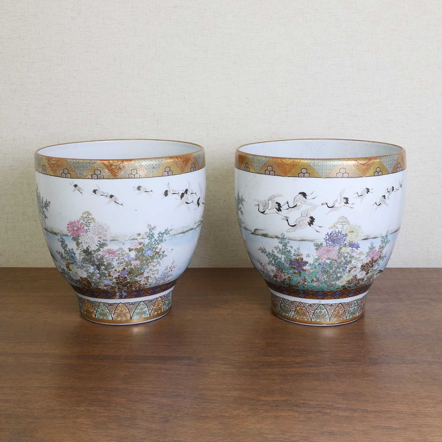 A pair of Japanese Kutani vases, - Image 5 of 12