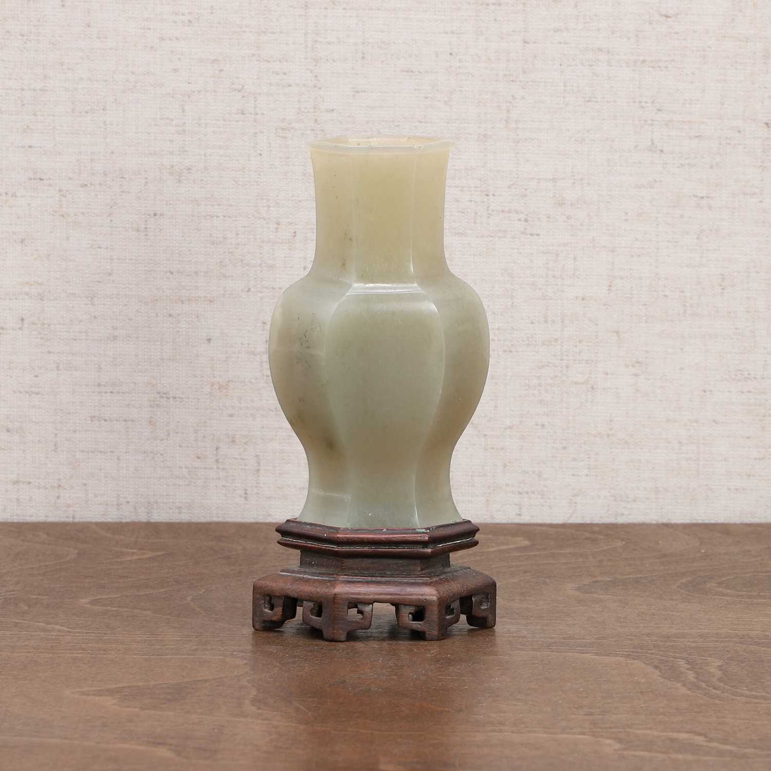 A Chinese jade vase, - Image 3 of 7