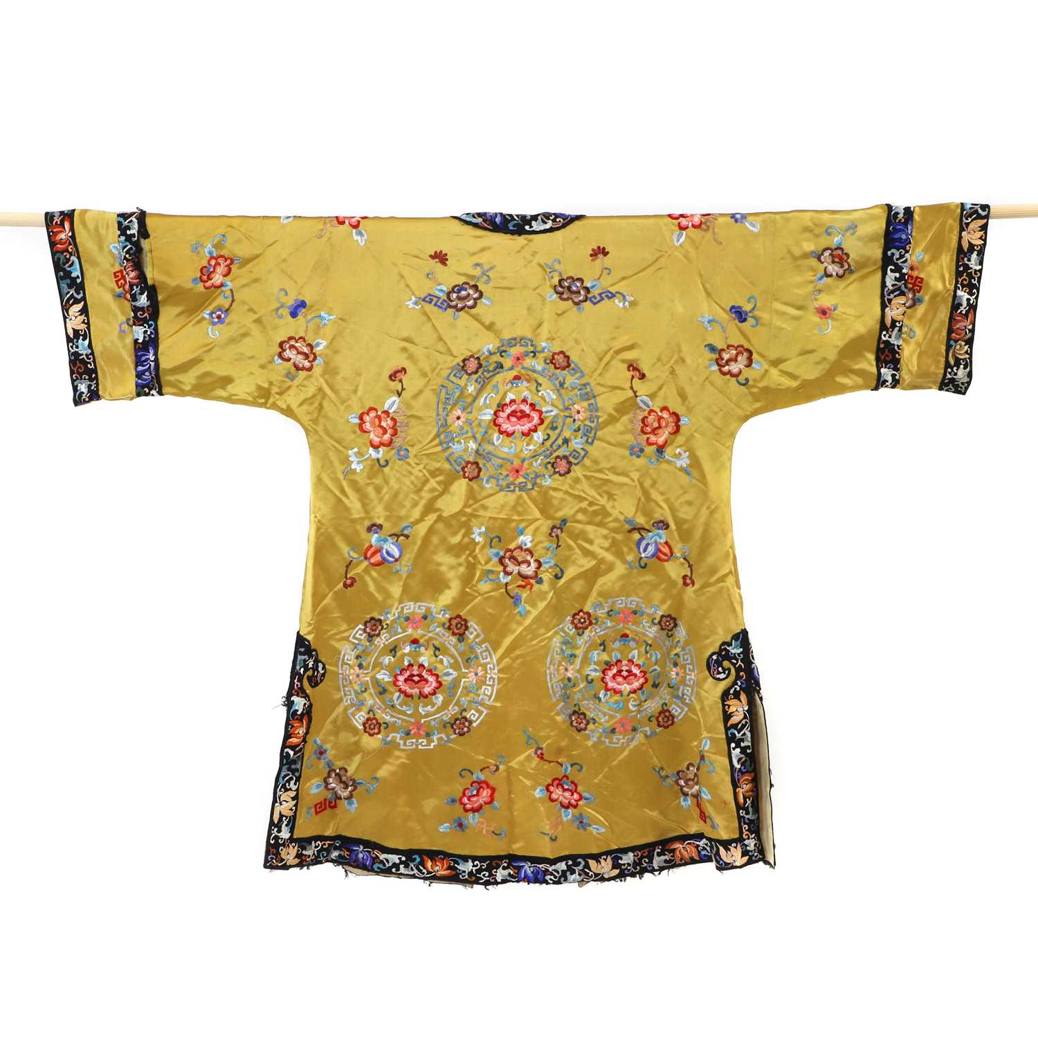 A Chinese embroidered lady's robe, - Image 2 of 12
