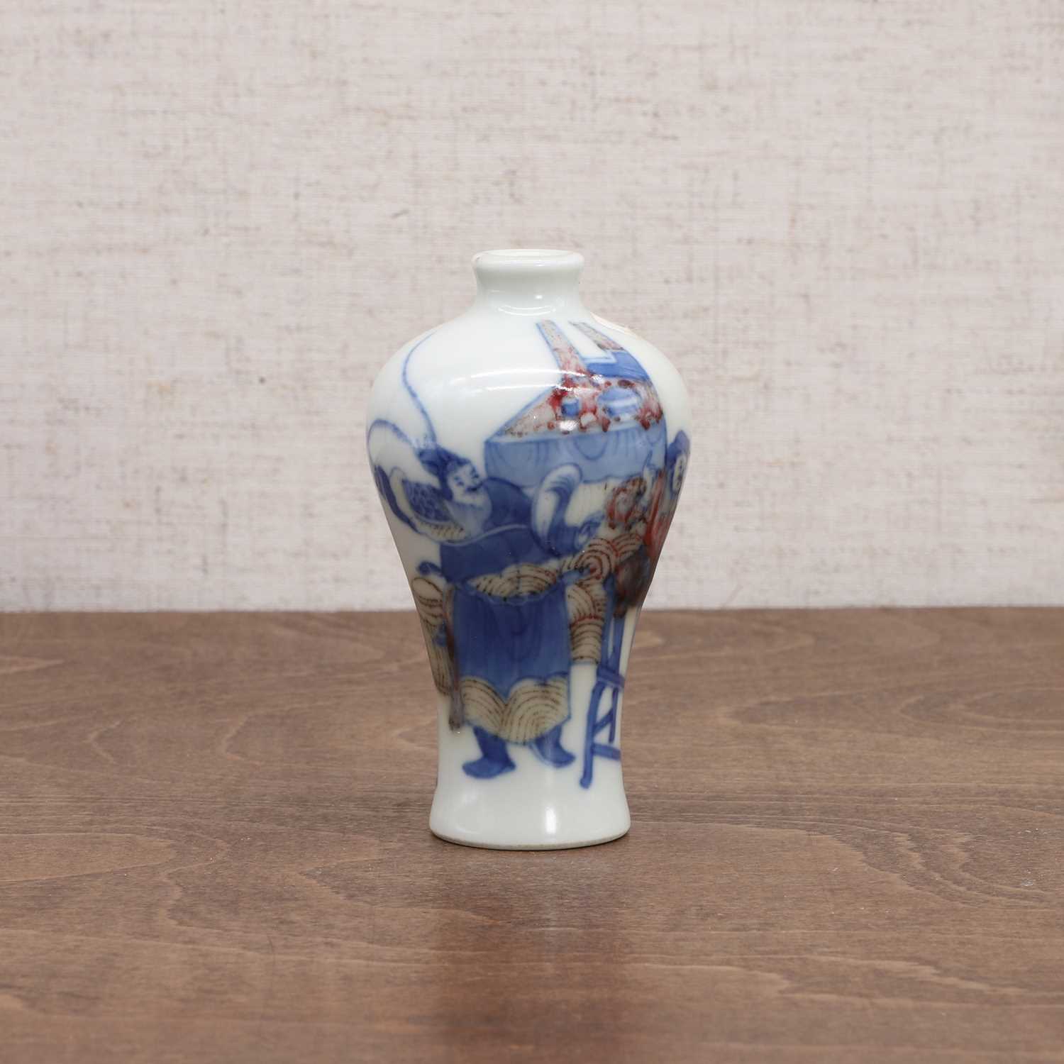 A Chinese copper-red and underglaze-blue snuff bottle, - Image 2 of 8