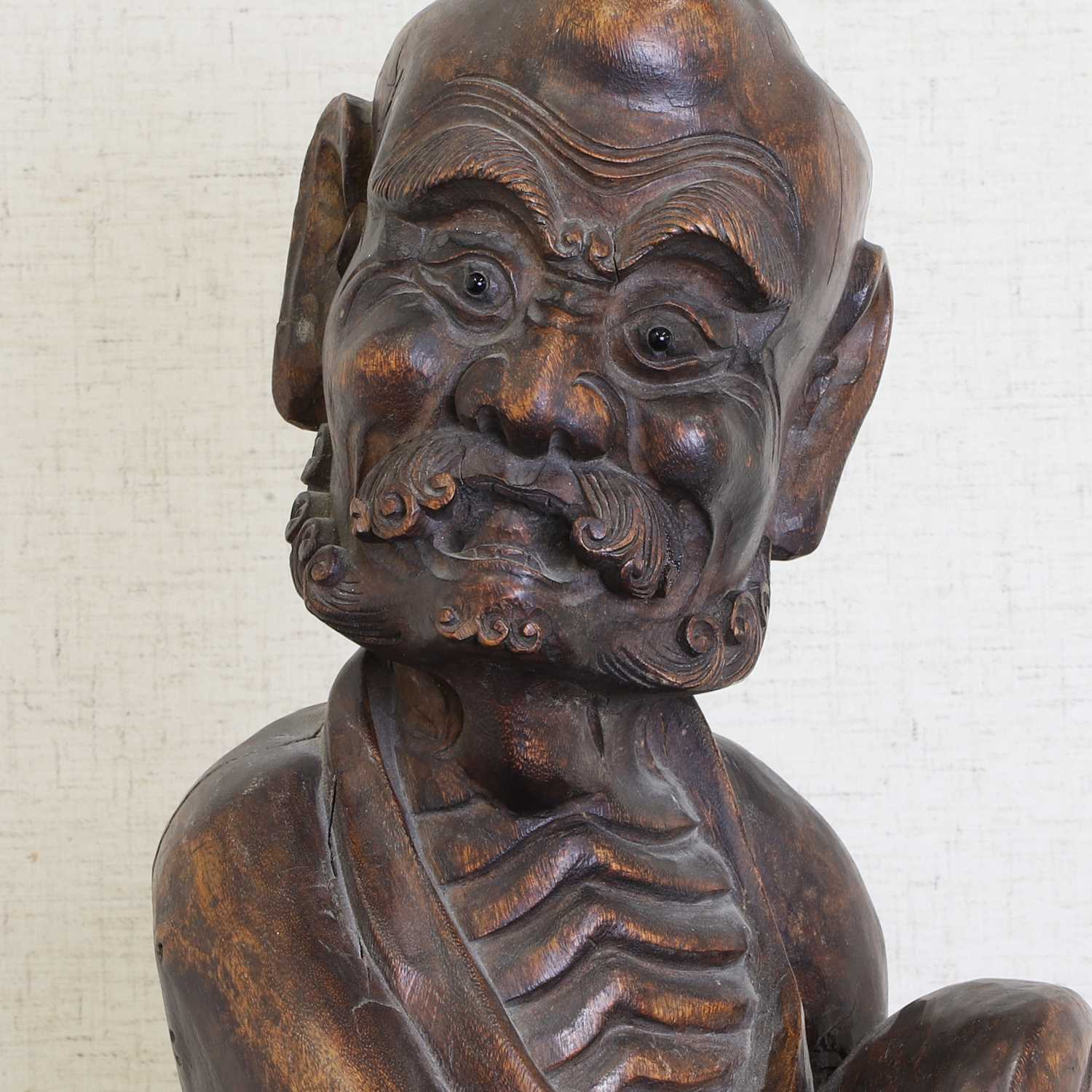 A Chinese wood carving, - Bild 6 aus 6