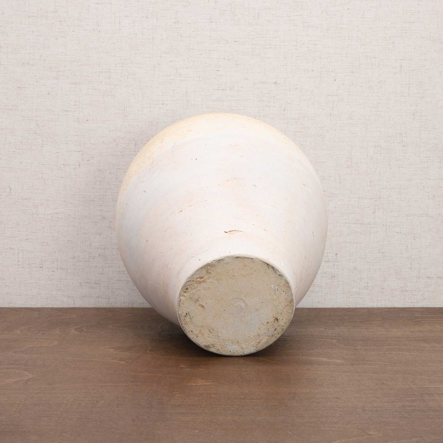 A Chinese Gongyi ware white-glazed jar, - Image 6 of 7
