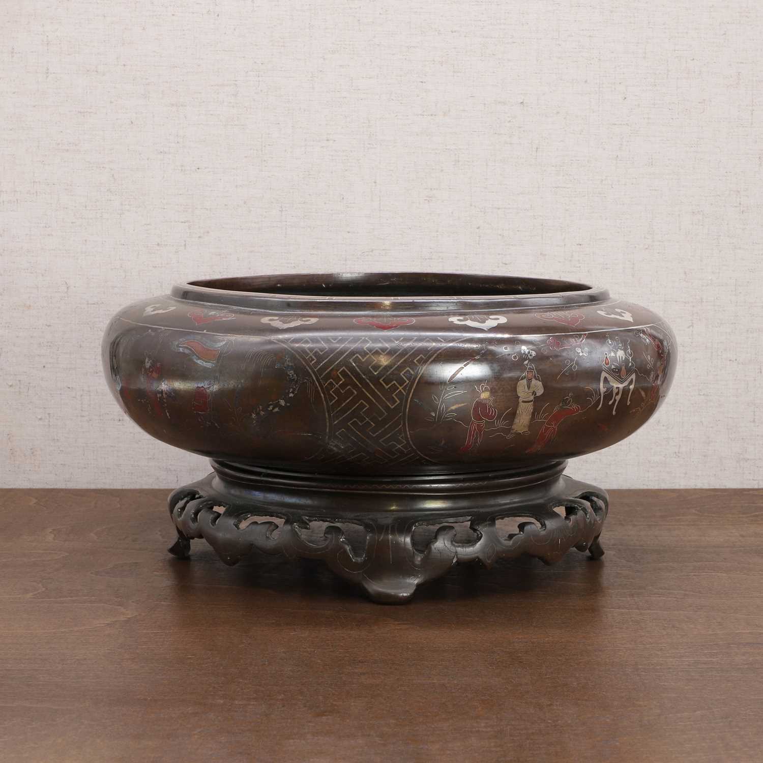 A Japanese bronze incense burner, - Image 4 of 12